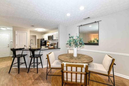 Renovated dining room in an apartment for rent in Acworth, GA.