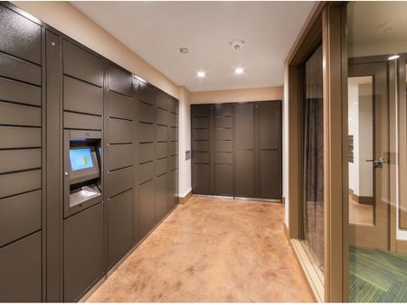 Storage Lockers