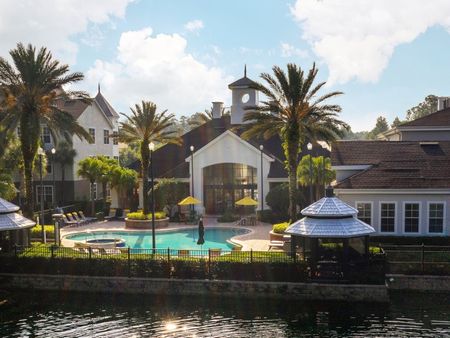 The pool area outside apartments near Westshore.