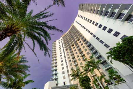Apartments for rent in downtown Fort Lauderdale.