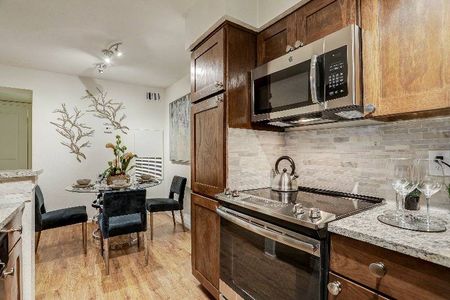 Spacious Kitchen