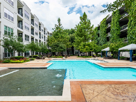 Luxurious Pool | Apartments For Rent In Oak Lawn Dallas | Dallas Texas Apartments | 4110 Fairmount