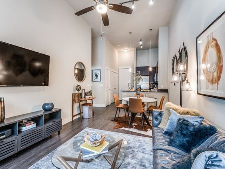 Living Room | Apartments For Rent In Oak Lawn Dallas | Dallas Texas Apartments | 4110 Fairmount