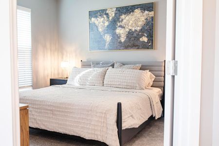 two bedroom and two bathroom garden apartment for rent Cincinnati, Ohio