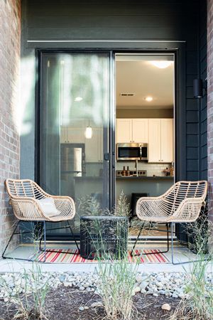 two bedroom and two bathroom garden apartment for rent Cincinnati, Ohio
