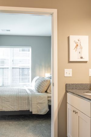 two bedroom and two bathroom garden apartment for rent Cincinnati, Ohio