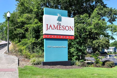 Jameson Apartments in Homewood