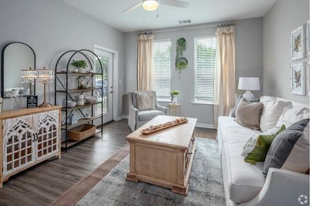 Stonehenge Apartments in Lebanon, TN
