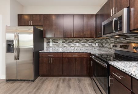 Modern Kitchen | Des Moines Iowa Apartment For Rent | 5Fifty5