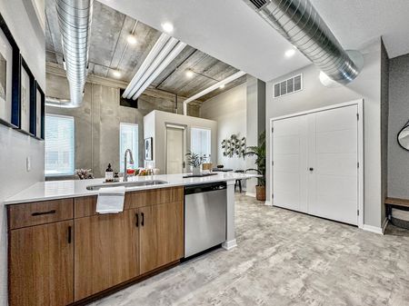 Prep-friendly Kitchen | Level | Apartments in Des Moines
