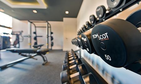 The Tomscot | Fitness Center Free Weights | Old Town Scottsdale Apartments