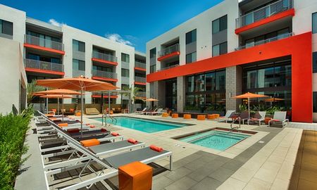 The Tomscot | Resort-style Pool | Old Town Scottsdale Apartments