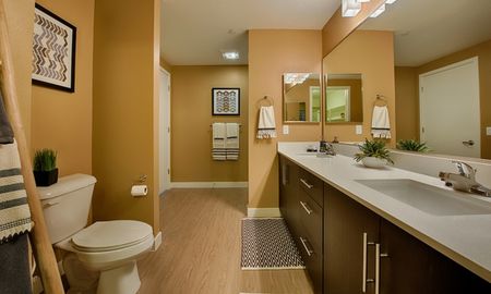 The Tomscot | Large Bathroom | Apartments in Scottsdale, AZ