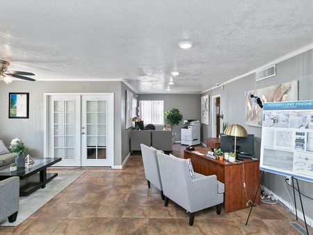 Leasing Office