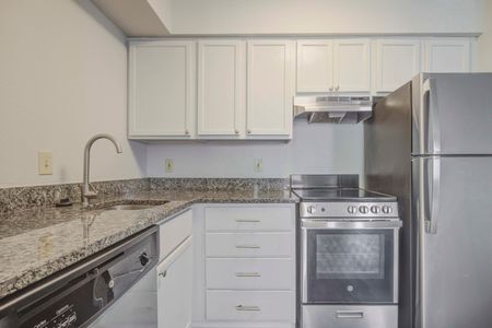 unfurnished kitchen in apartment home