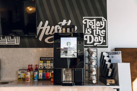 Java Bar with Starbucks Coffee and Tea