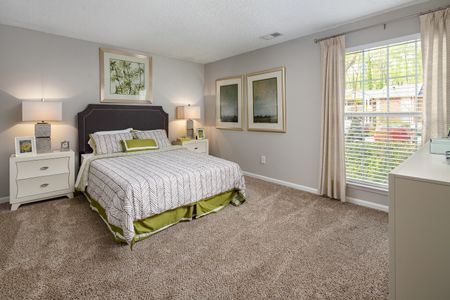 Spalding Bridge | Sandy Springs, GA | Carpeted Bedroom