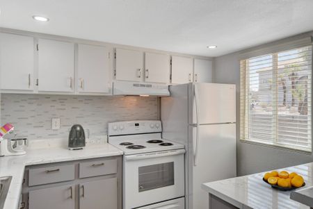Sundance Village - Apartments For Rent in Las Vegas