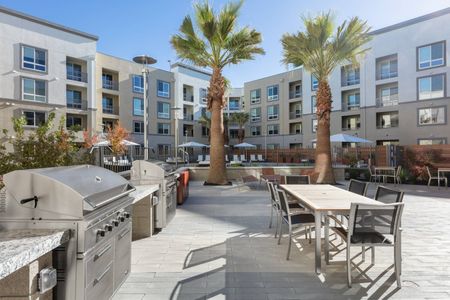 Outdoor BBQ area | Apartments in Dublin, CA | Aster Apartments