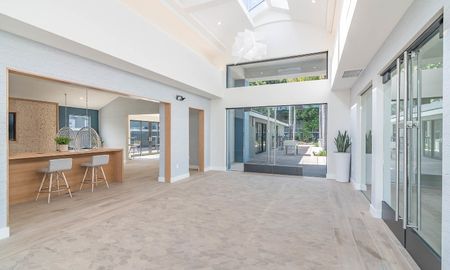 Elegant Community Club House | Apartments in Huntington Beach, CA | The Breakwater Apartments