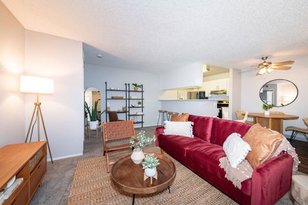 Elegant Living Area  | Mira Vista Hills | Antioch CA Apartments