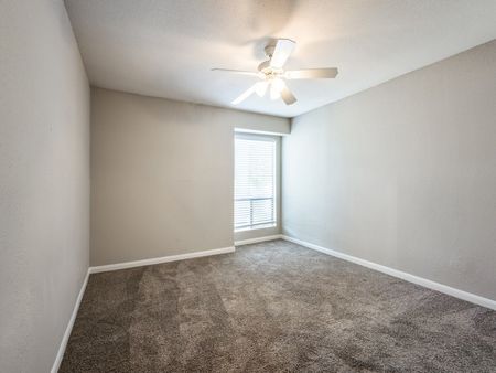 Photo Gallery | Fairway at Bellevue | Apartments in Richmond, TX