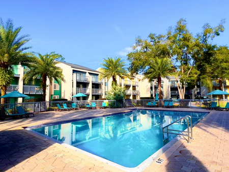 Sparkling Pool | Apartments for rent in Gainesville, FL | Oakbrook Walk