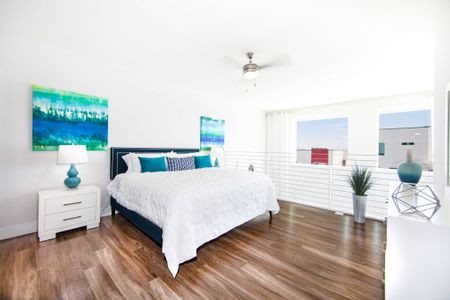 south-beach-by-logan-loft-model-bedroom