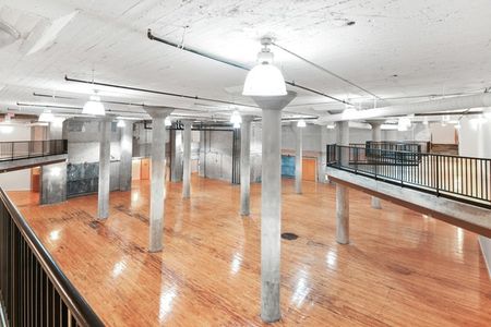 View Photos & Take A Virtual Tour South Side on Lamar