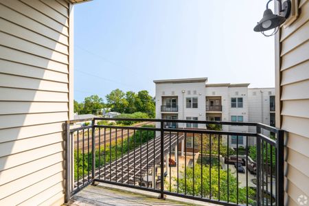 A2 1BR-1BA 816SF Balcony
