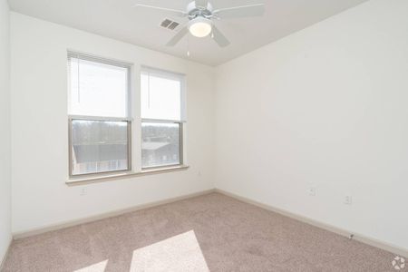 A7 1BR-1BA 645SF Bedroom