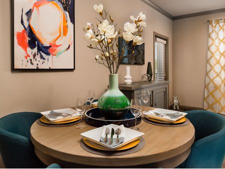 Elegant Dining Room | Sapphire Bay Apartments | Apartments In Baytown