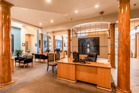 Leasing center