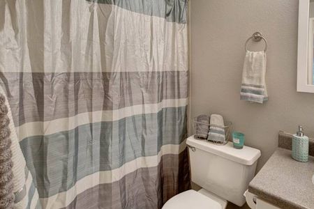 Spacious Bathroom | Apartments In Bothell WA | Woodstone Apartments