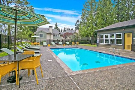 Resort Style Pool | Apartments For Rent In Bothell WA | Woodstone Apartments