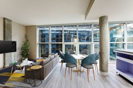 Spacious Living Room | Bellevue Washington Apartments | Sylva on Main
