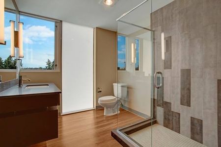 Elegant Bathroom | Bellevue Washington Apartments For Rent | Sylva on Main
