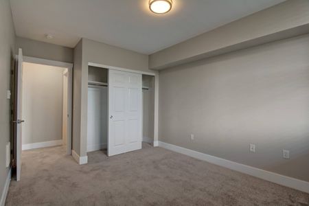Luxurious Bedroom | Apartments For Rent In Portland Oregon | 5819 Glisan