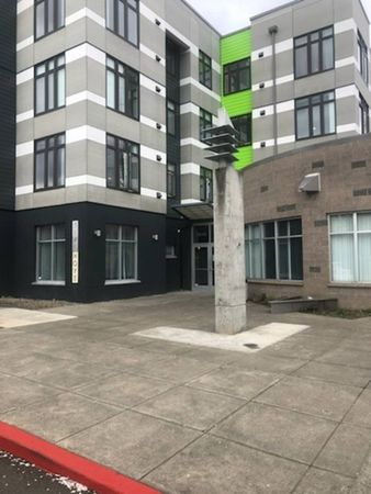 Apartment For Rent Portland Oregon | Center Village