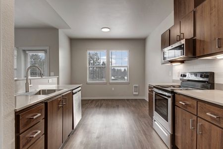 Open Kitchen | Tualatin Oregon Apartments | River Ridge