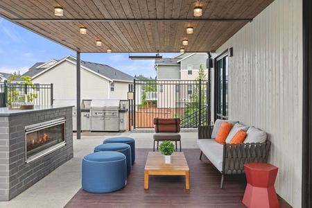 Outdoor BBQ | Helm Apartments | Apartments for Rent in Everett