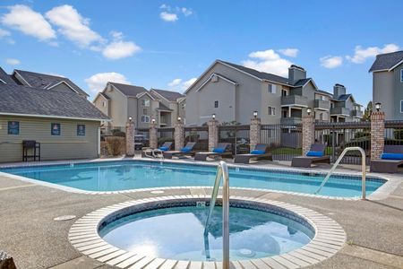 Resort Style Pool | Apartments For Rent In Lakewood Washington | Beaumont Grand Apartment Homes