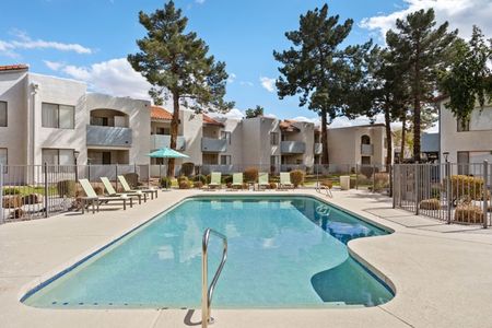 Resort Style Pool | Rental Apartments In Chandler Az | Arches at Hidden Creek