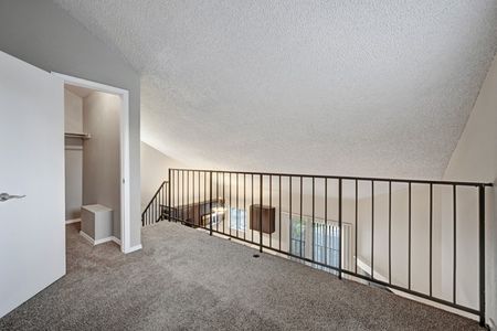 Bedroom | Apartments in Littleton CO | Summit Riverside