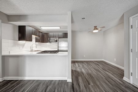 Eat-In Kitchen | Littleton Colorado Apartments | South Block Apartments
