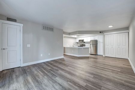 Spacious Living Room | Apartments For Rent Colorado Springs | Willows at Printers Park