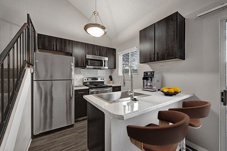 Stainless Steel Appliances | Apartments in Littleton CO | Summit Riverside