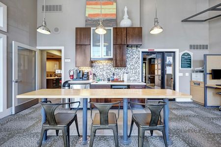 Community Clubhouse and Lounge | Apartments in Littleton CO | Summit Riverside
