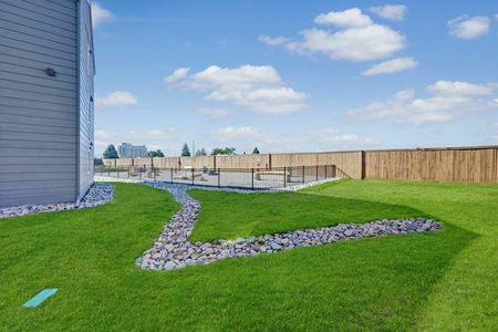Pet Exercise Park | Apartments in Littleton Colorado | Summit Riverside