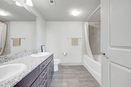 Primary Bathroom | Kyle Texas Apartments for Rent | Oaks of Kyle